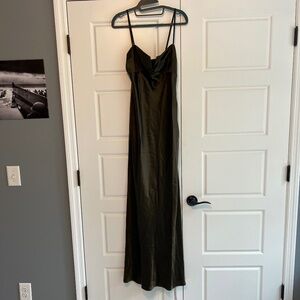 Reformation Brie 100 % silk dress size 10 dark pine